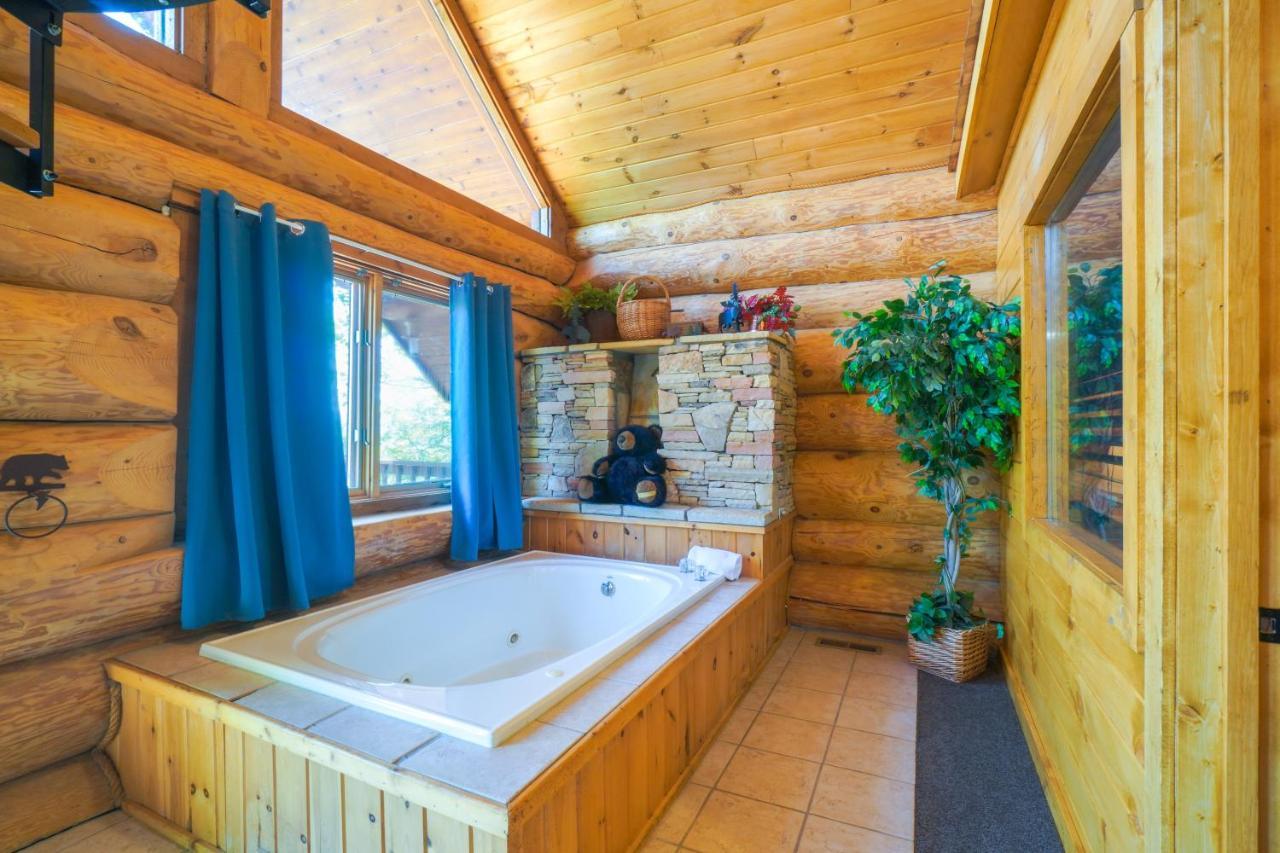 Smoky Mountain Vacation Rental Cabin With Hot Tub! Gatlinburg Eksteriør bilde